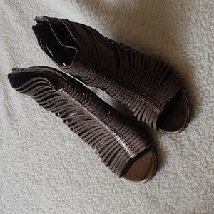 Kenneth Cole Reaction heels